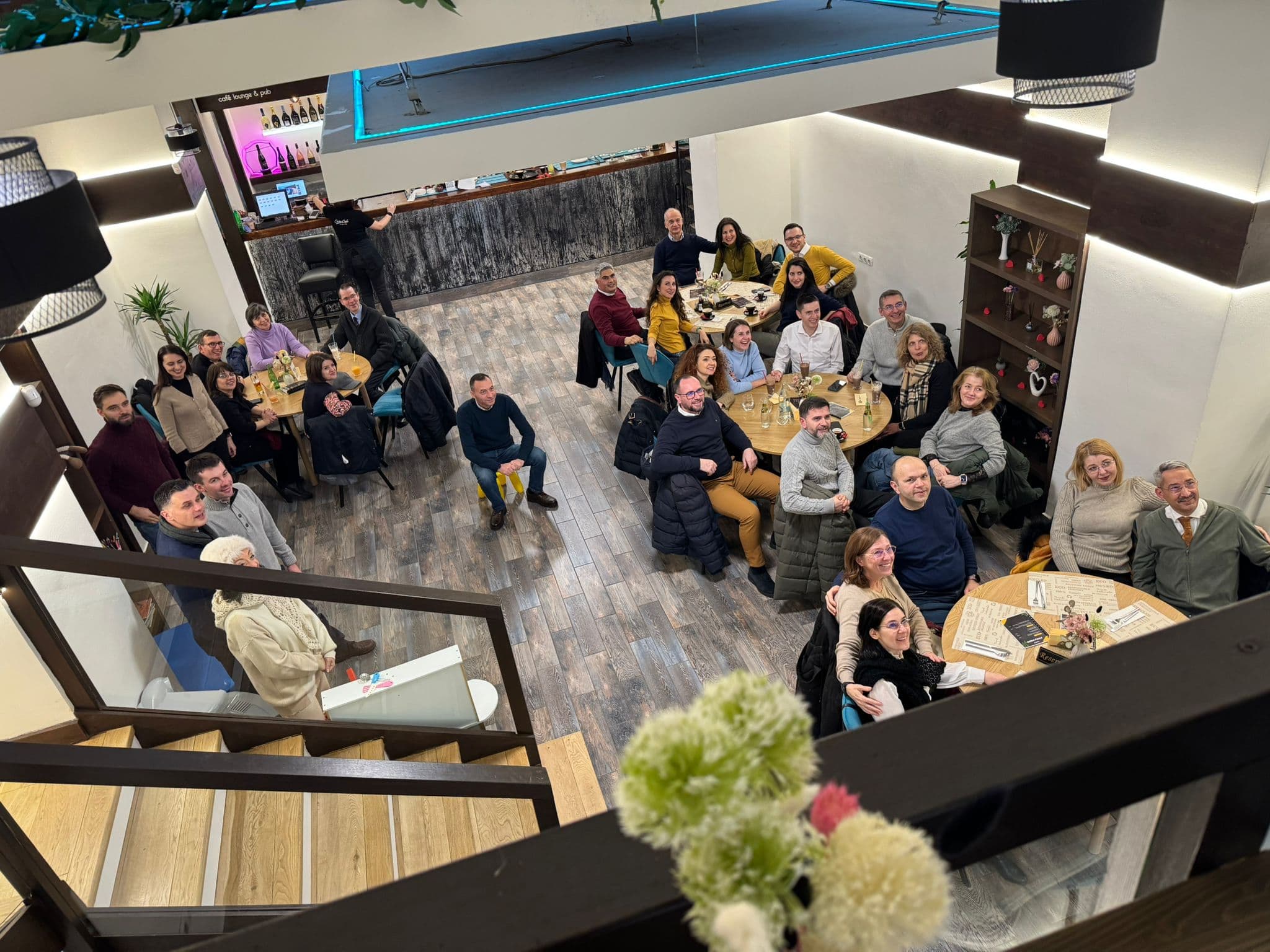 Seară la Criss Cafe, lounge & pub în Târgu Mureș